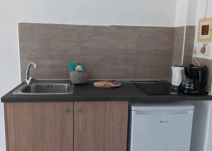 Rosie's Bellezza Lägenhetshotell Faliraki