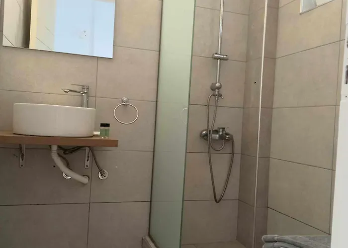 Rosie's Bellezza Apart-hotel