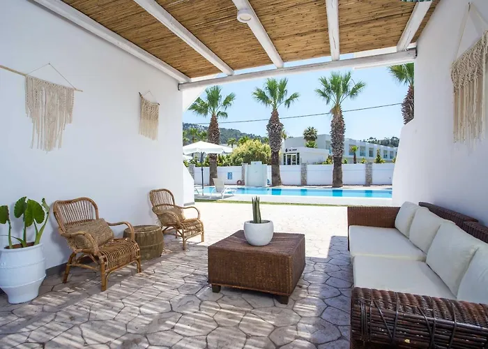 Rosie's Bellezza Lejlighedshotel Faliraki