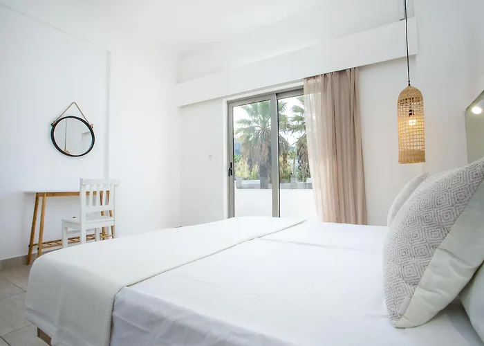 Rosie's Bellezza 3* فاليراكي