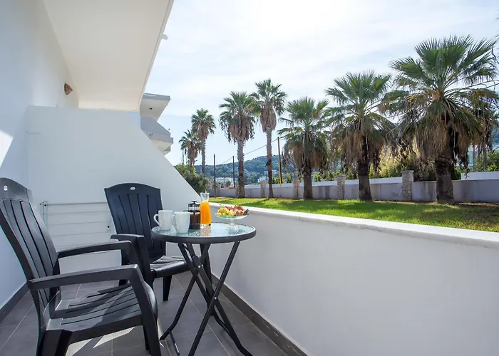 Rosie's Bellezza Lejlighedshotel Faliraki